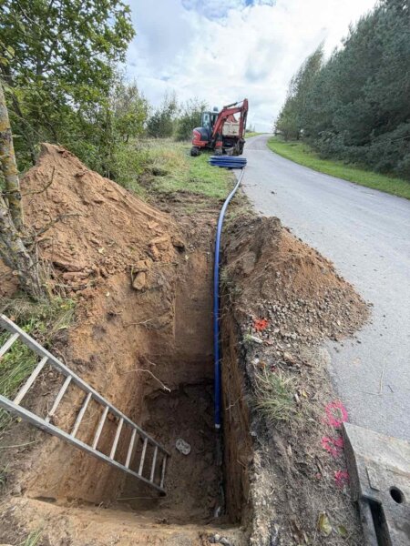 Baigti vykdyti vandentiekio trasos įrengimo darbai Semeliškėse, Šilo g. atkarpoje nuo Nr. 10 iki...