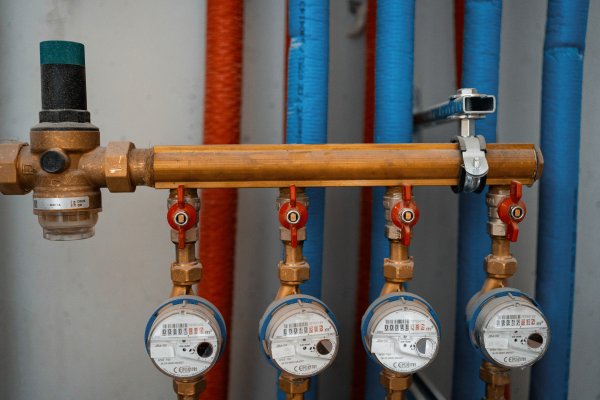Informacija dėl bendrovės geriamojo vandens apskaitos prietaisų priežiūros mokesčio nustatymo...